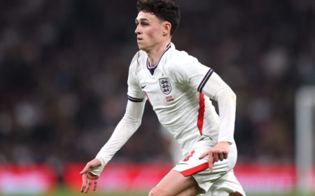 Phil Foden agrees new long-term contract with Manchester City