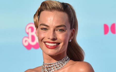 Why Margot Robbie Grew ‘Extremely Hairy’ Armpits For A ‘Wuthering Heights’ Scene That Was Cut
