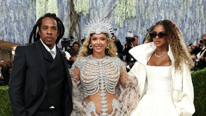 Beyonce Returns for 1st Met Gala in 10 Years, Brings Daughter Blue Ivy
