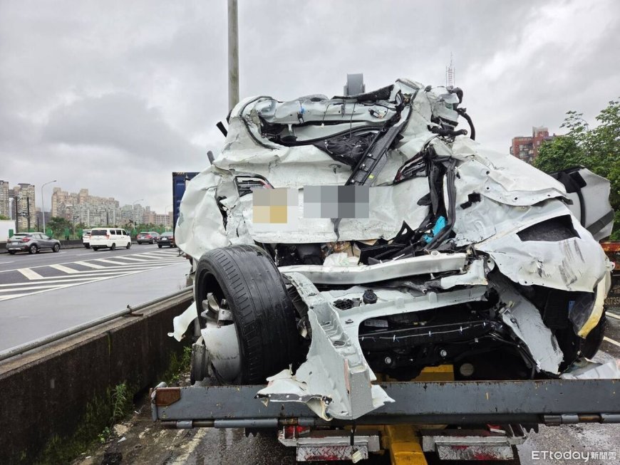 國1特斯拉自撞等救援　遭聯結車追撞車尾全爛！駕駛站旁邊擦挫傷