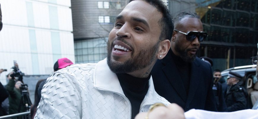 ‘Disgusting’ Chris Brown Dragged After Receiving Honorary Doctorate