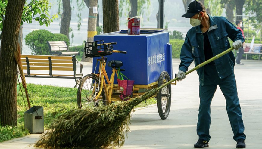 直通部委｜多部门联合发文加强对超龄劳动者获得劳动报酬等基本权益保障