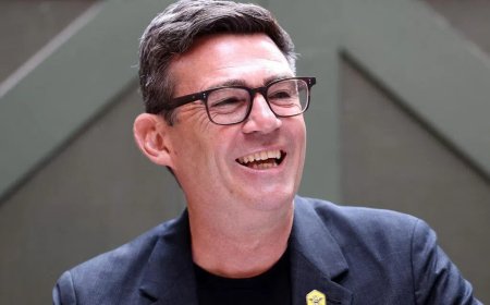 伯纳姆几乎笃定出任工党党魁接任英国首相