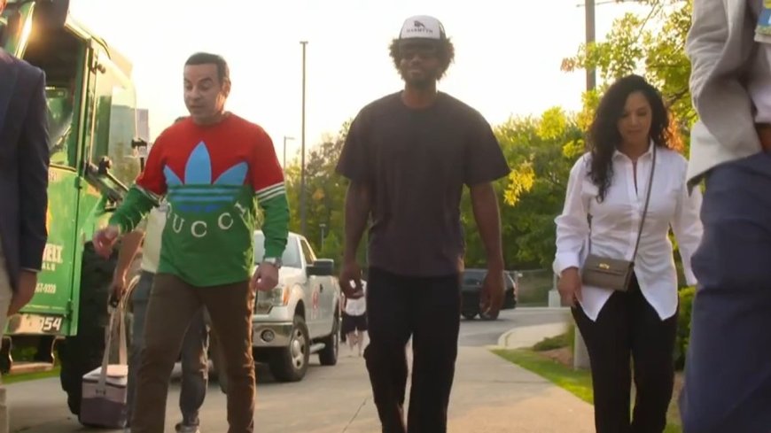 Kawhi Leonard shows up to take in National Bank Open action in Toronto